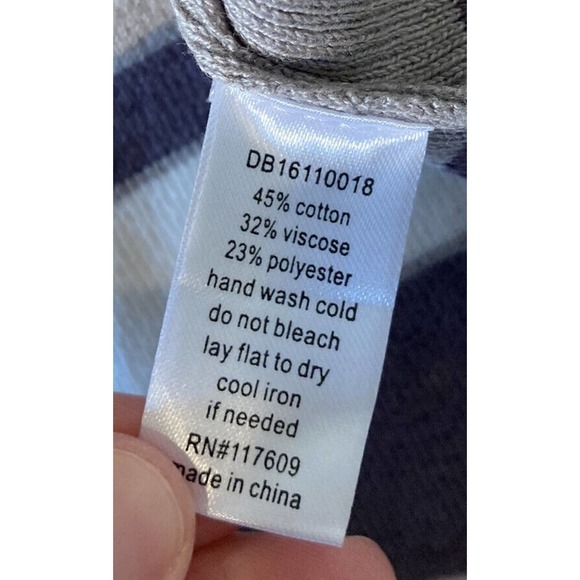 NWT DE Collection Women’s Grey Party Down Skirt Size Medium - Picture 4 of 7